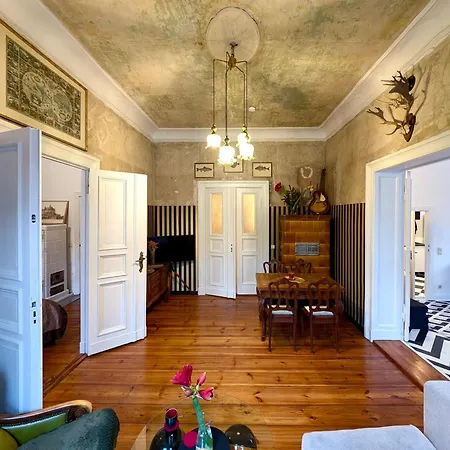 -neu- Vintage-flair In Kreuzberg Apartamento