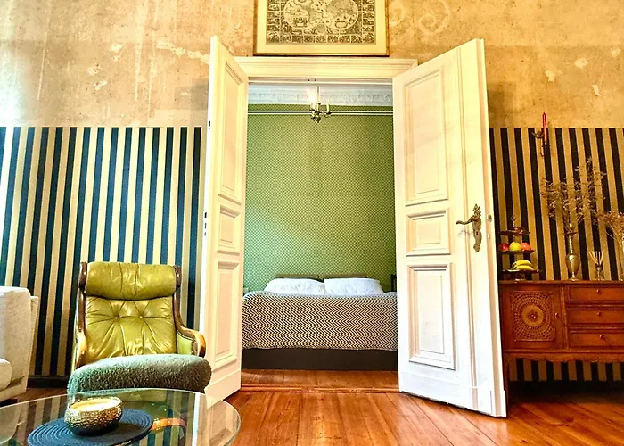 -neu- Vintage-flair In Kreuzberg